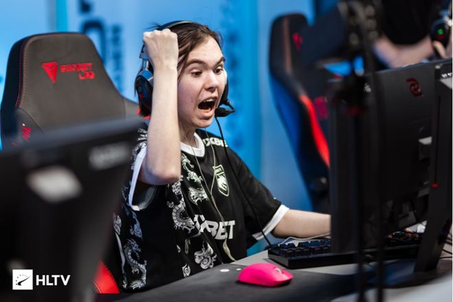 球员目前没 球员目前没