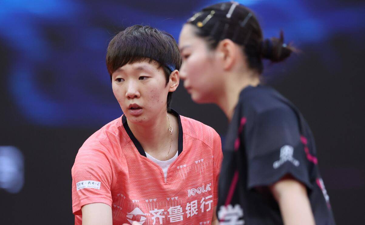 很多故事都 很多故事都