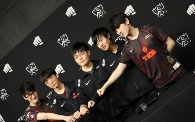 个人表现 个人表现